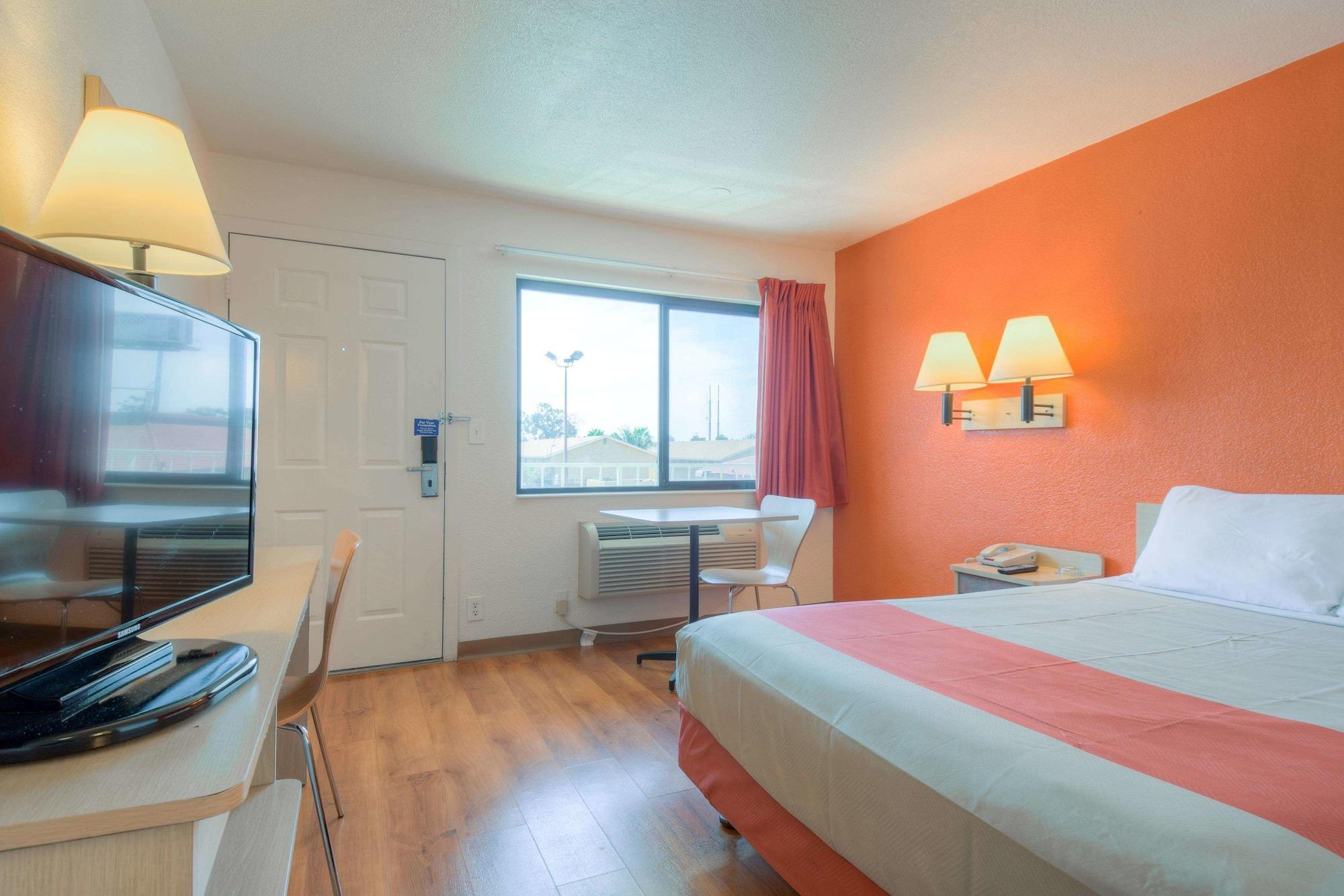 Motel 6-San Ysidro, Ca - San Diego - Border Bagian luar foto