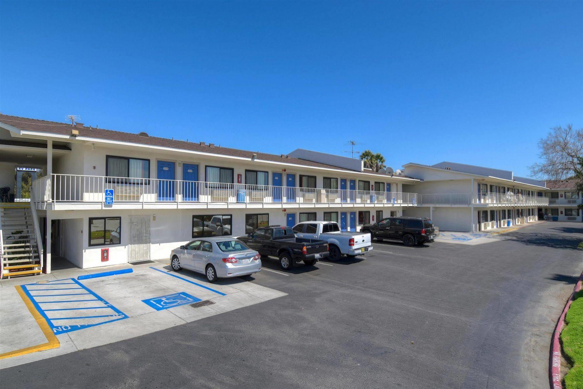 Motel 6-San Ysidro, Ca - San Diego - Border Bagian luar foto